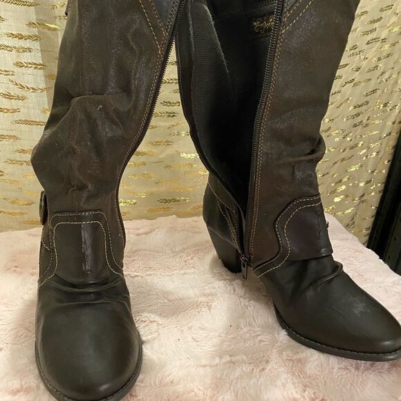 Women’s Amani Prima mid calf heeled boots with side zippers sized 8M - Picture 8 of 10